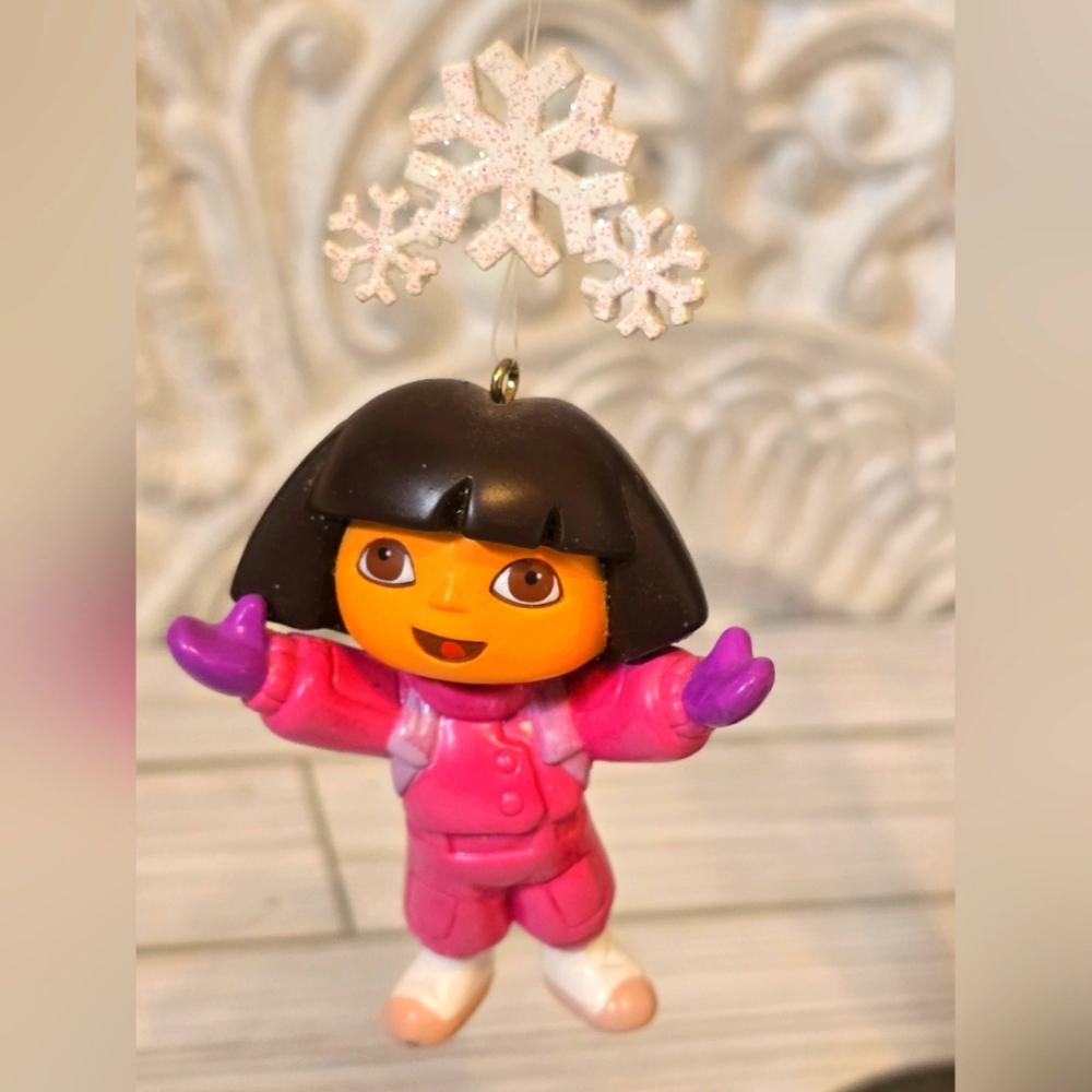 Vintage 2003 Dora The Explorer in Pink 3.5" Viacom